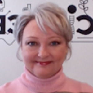 Meet your Posher, Leslie